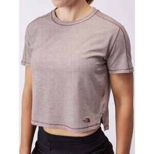 The North Face Women’s EA Dawndream Relaxed Short-Sleeve Cropped Tee Size Large
